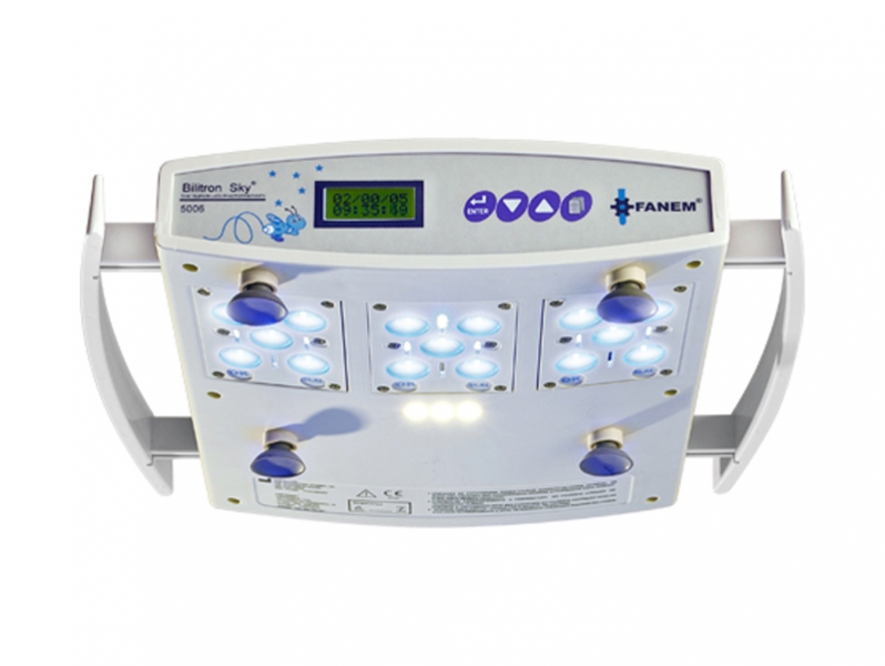 Máquina de Fototerapia equipada com o SuperLED FANEM® Bilitron Sky 5006 atende as necessidades de fototerapia para o tratamento da Bilirrubina. Vida útil média de 20.000 horas. 